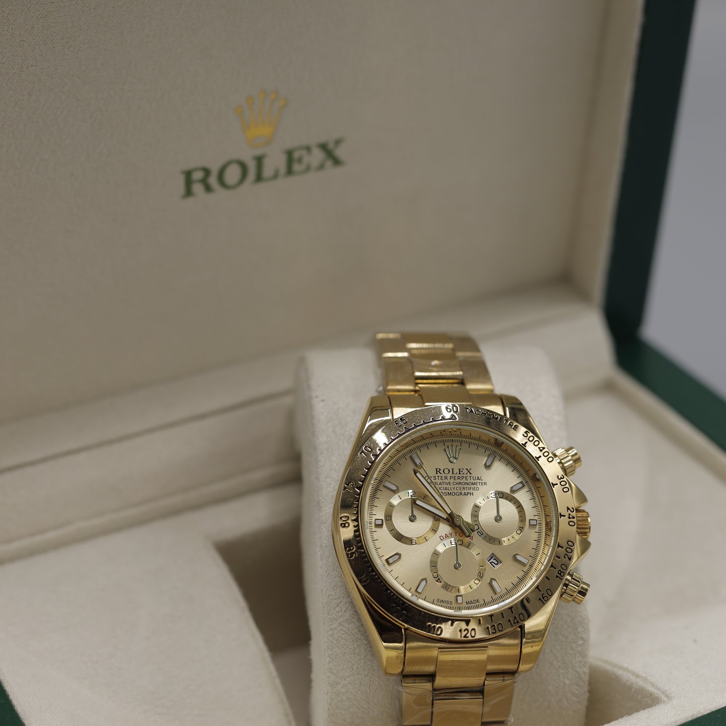 Rolex Cosmograph Daytona Yellow Gold with Mother of Pearl Dial