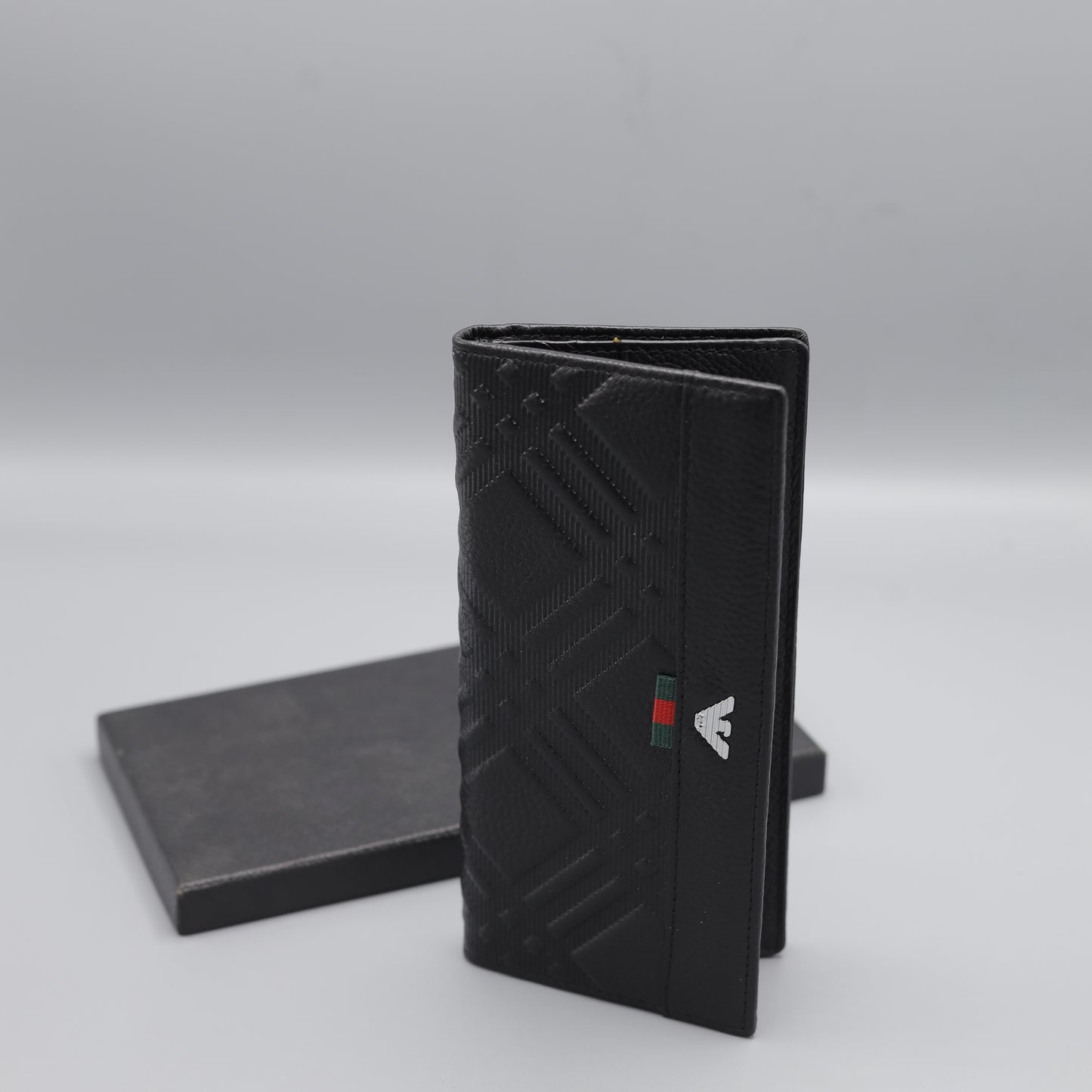 Men's Black Textured Bifold Wallet