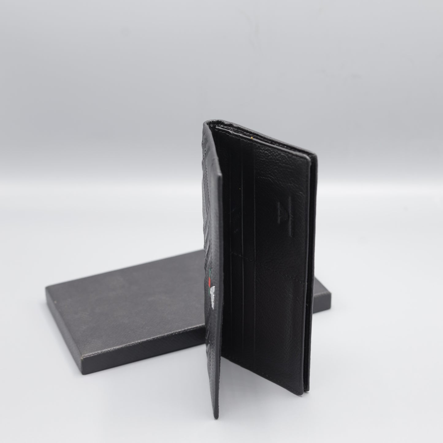 Men's Black Textured Bifold Wallet